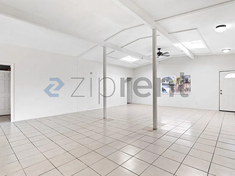 221 Milinane Dr — Photo 6