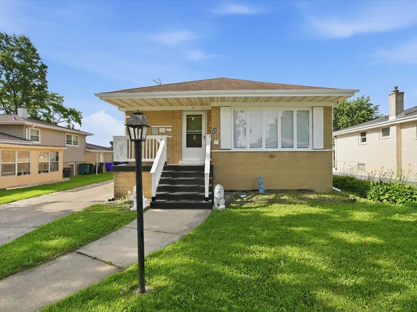 146 W 27th St, South Chicago Heights, IL 60411
