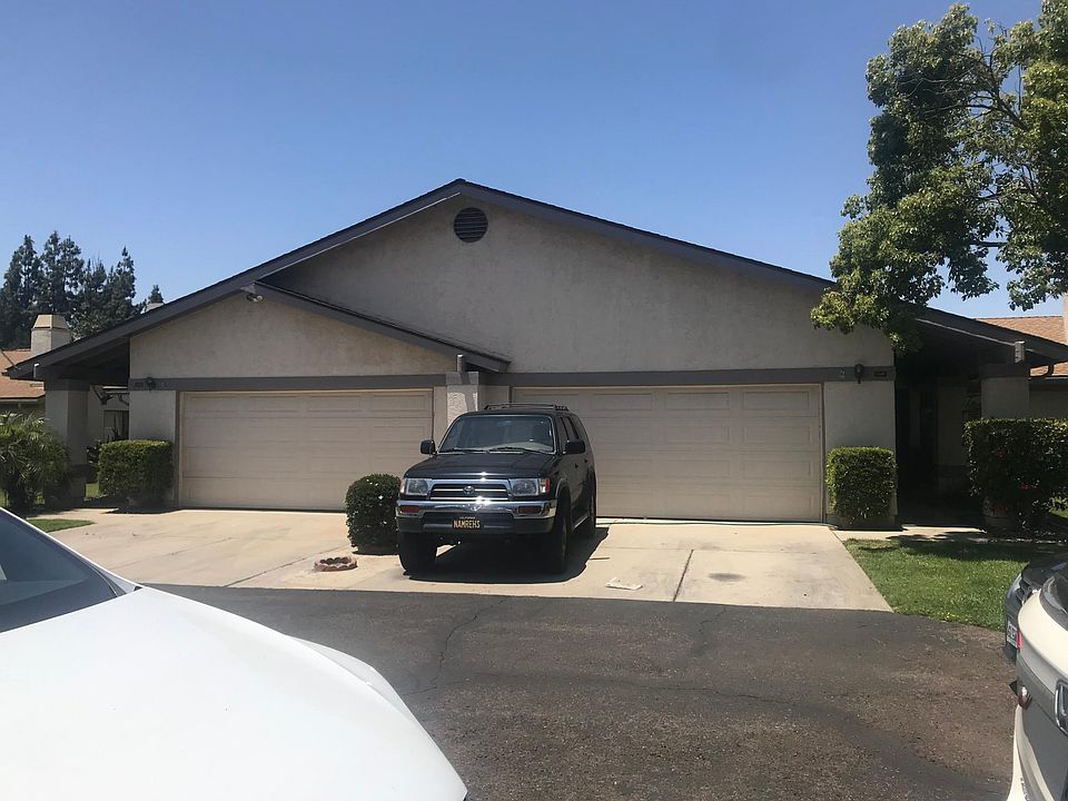 Twin home - Unit A is on the left