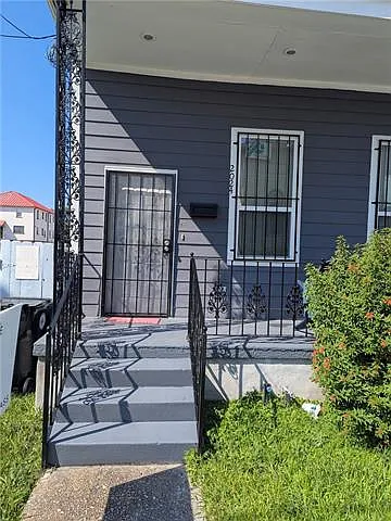 3 bed, 2.0 bath, 1250 sqft, $1,950 — Photo 2