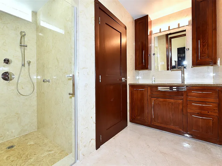 6602 Rohan Rd — Photo 27