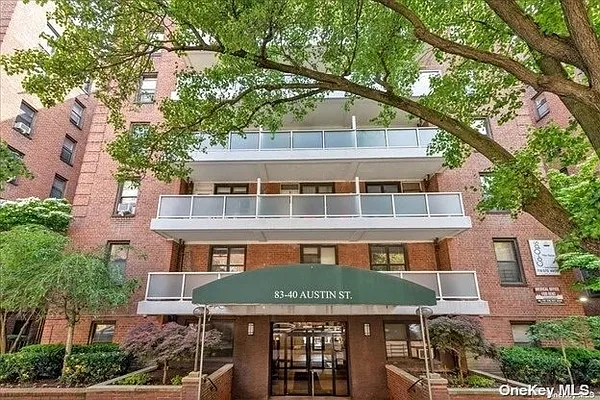 Rented by Prime Realty | media 11