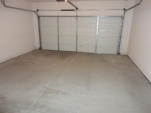 5839 E Nathan St — Photo 17
