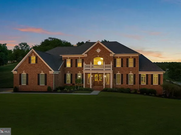 15064 Barlow Dr, Waterford, VA 20197