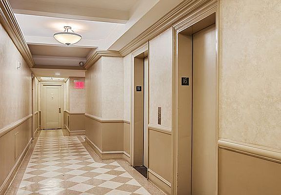 3rd image of 50 W 72nd St APT 903