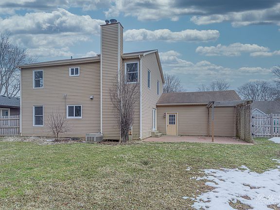 2nd image of 636 Gerry St