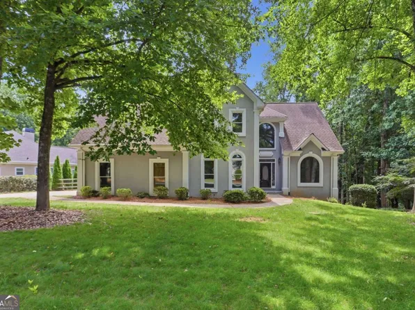 3044 Eagle Watch Dr, Woodstock, GA 30189