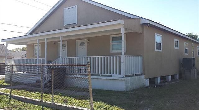 2nd image of 2900 Pauger St APT D