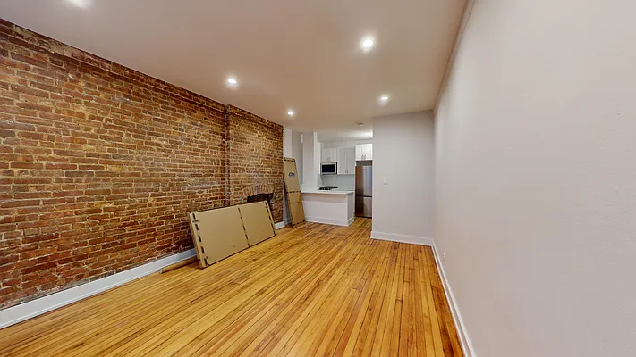 Rented by Bond New York | media 2