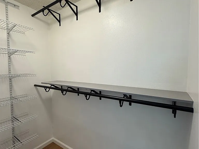 6304 Expedition Ave — Photo 16