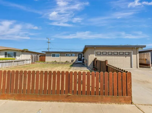 317 Navajo Dr, Salinas, CA 93906