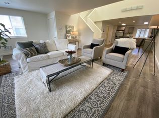 1050 NE Butler Market Rd APT 30, Bend, OR 97701