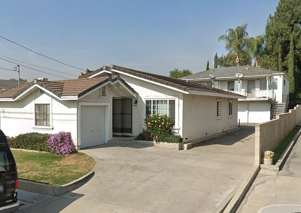 1st image of 12239 Beverly Blvd #B