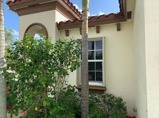 7798 Patriot St, Lake Worth, FL 33463