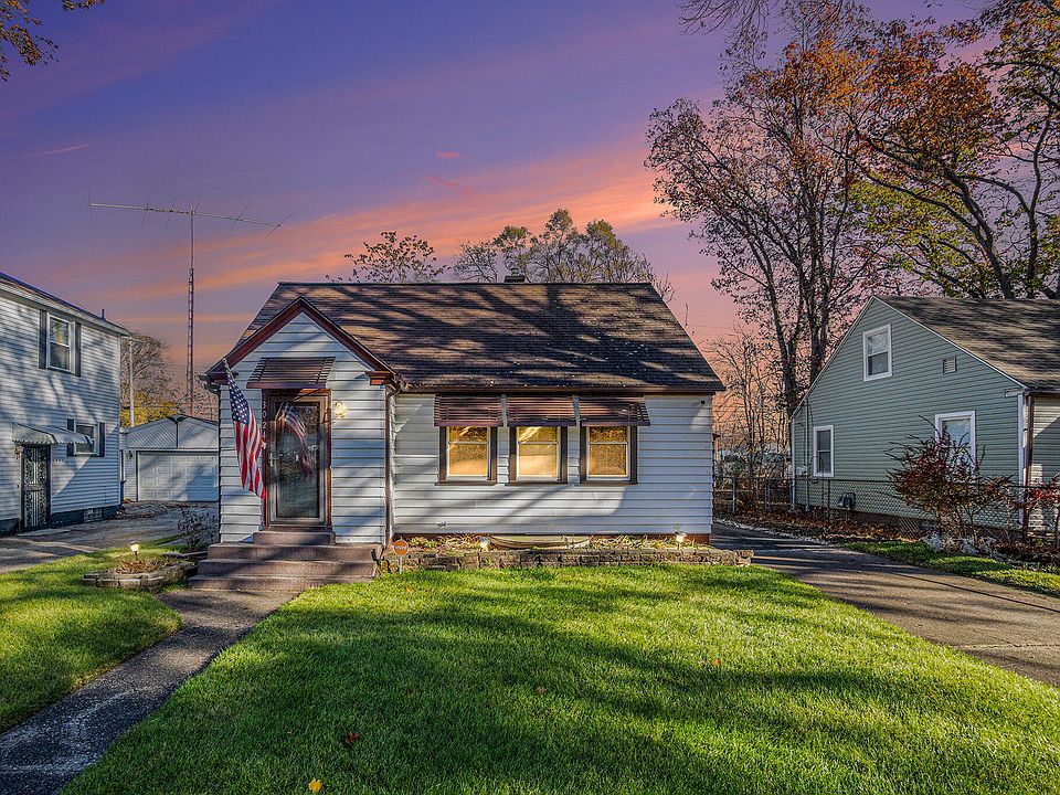 1st image of 3024 Woodcliffe Dr
