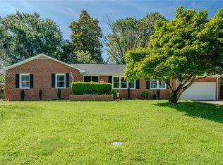 2028 Hickorywood Dr, Suffolk, VA 23434