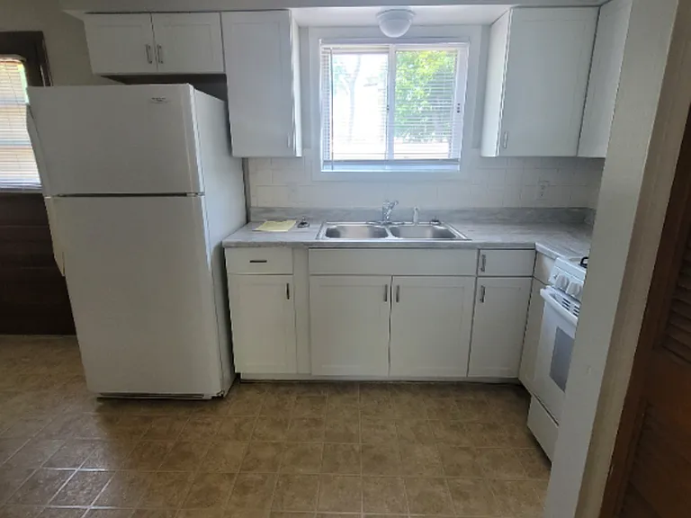 Townhomes of North Canton — Photo 3