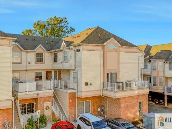 131 Adamecs Way, South Amboy, NJ 08879