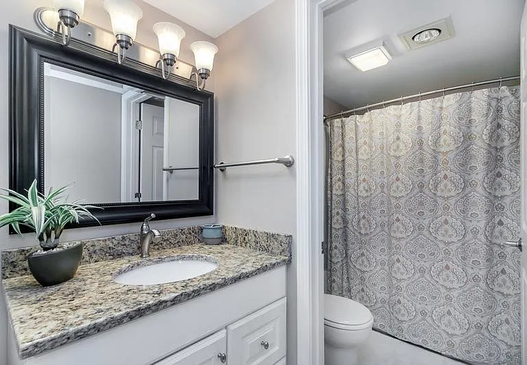 527 Donofrio Dr #1 — Photo 8