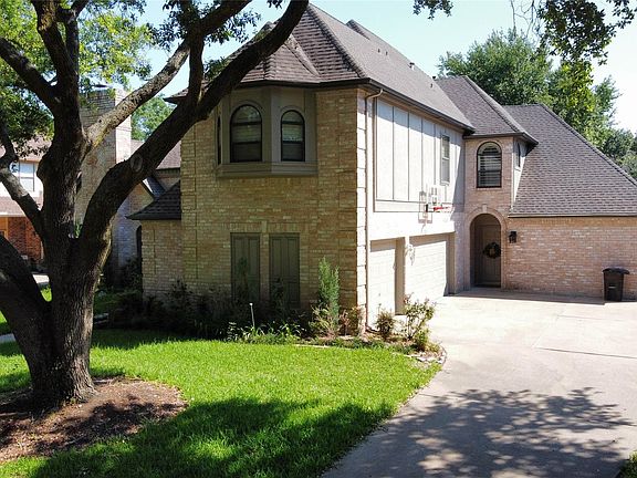 2nd image of 20006 Erika Way Dr