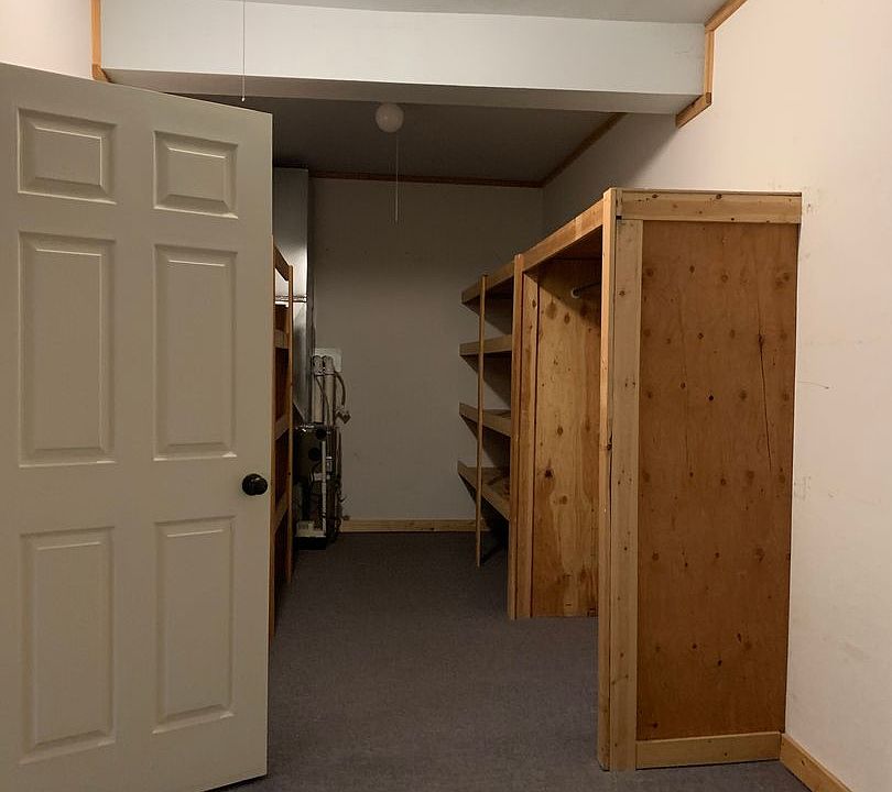 215 Main St, Smelterville, ID 83868 Zillow