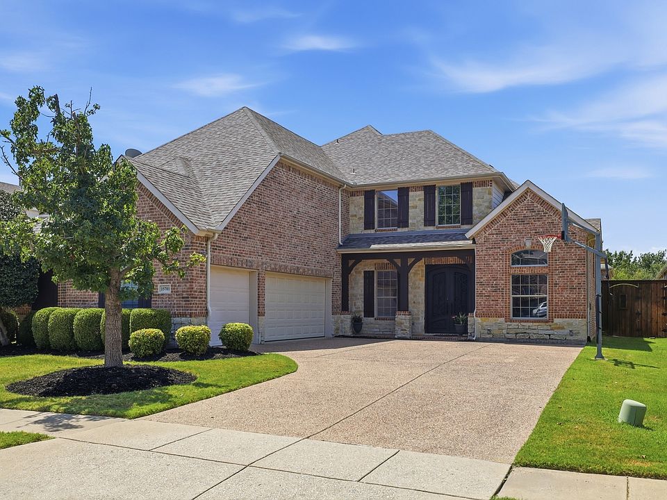 1st image of 15701 Crown Cove Ln