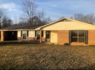 10297 Davidson Rd, West Point, MS 39773