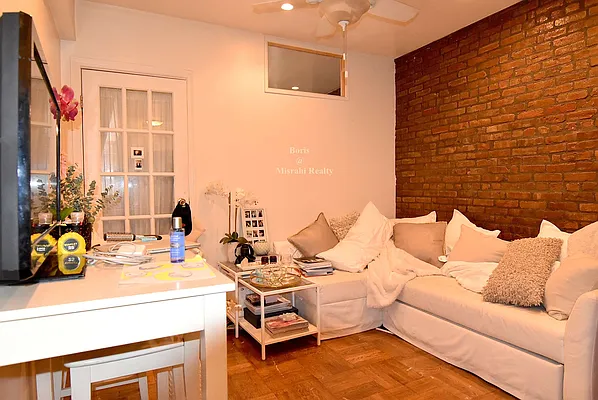 Rented by J Misrahi Realty Corp | media 11