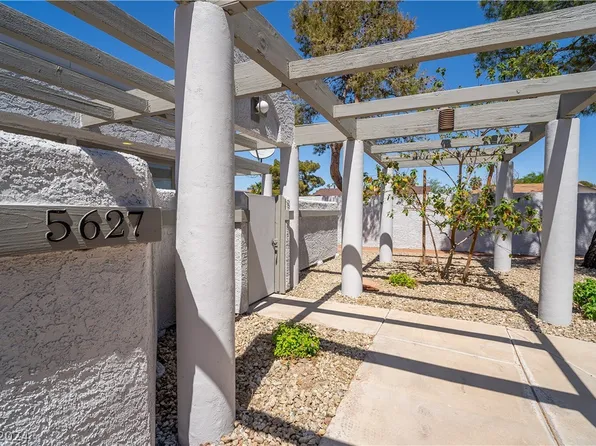 5627 Vineyard Ln, Las Vegas, NV 89110