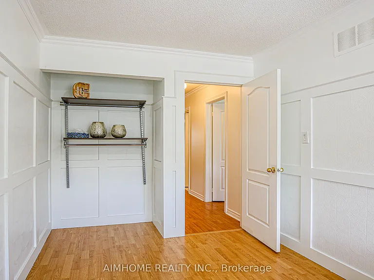 6401 Saratoga Way — Photo 8