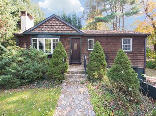 20 Maple Dr, Old Greenwich, CT