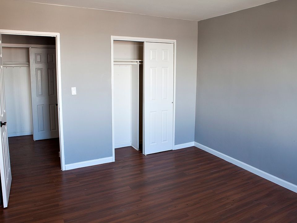 1st image of 77 Sullivan Pl APT 4A