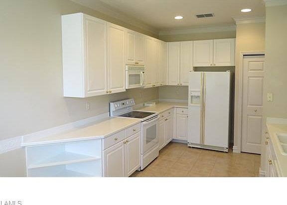 3rd image of 9140 Los Lagos Ct APT 101