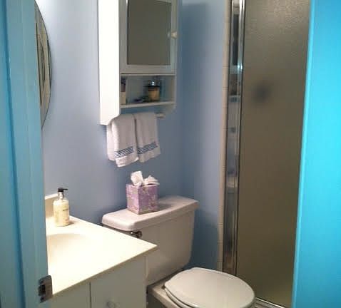 2nd Bathroom