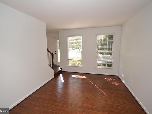 5th image of 65 Cardinal Forest Dr