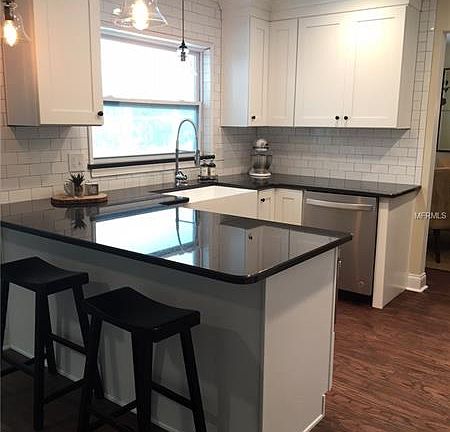 4th image of 2946 De Brocy Way #17