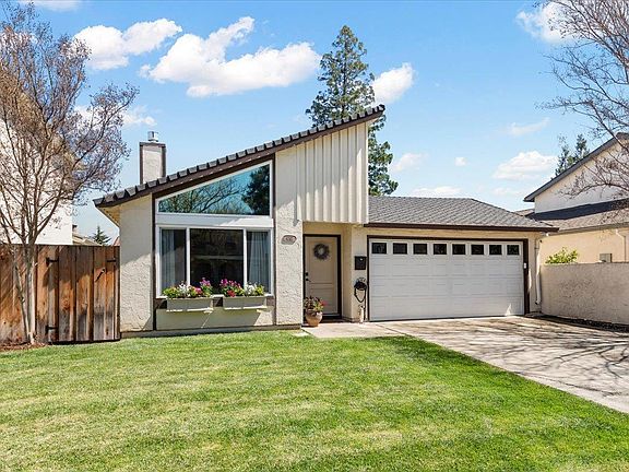 3rd image of 4762 Eagle Lake Dr