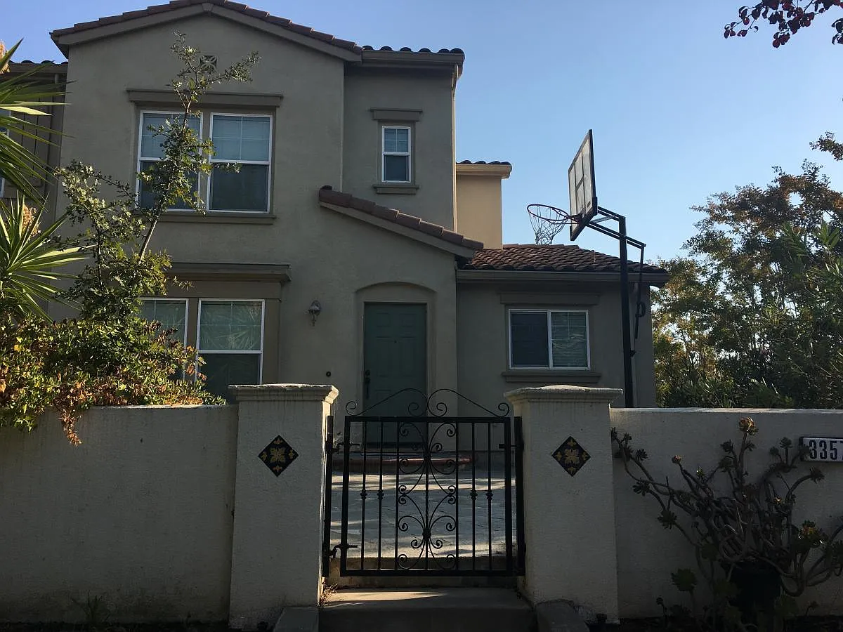 Napoli Place, San Jose — Photo 4