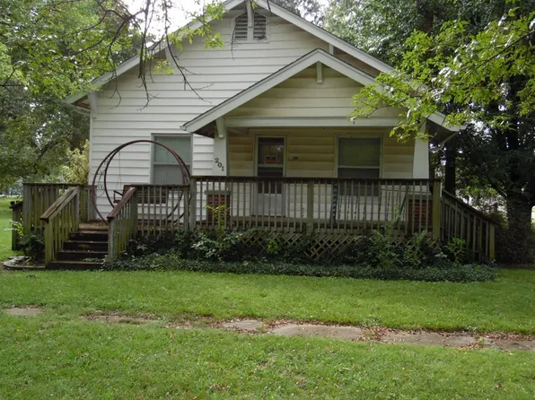 201 S Washington Ave, Columbus, KS 66725