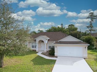 343 NW Aurora St, Port Saint Lucie, FL 34983