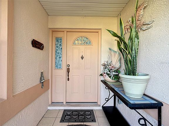 5th image of 6141 Silver Lakes Dr E