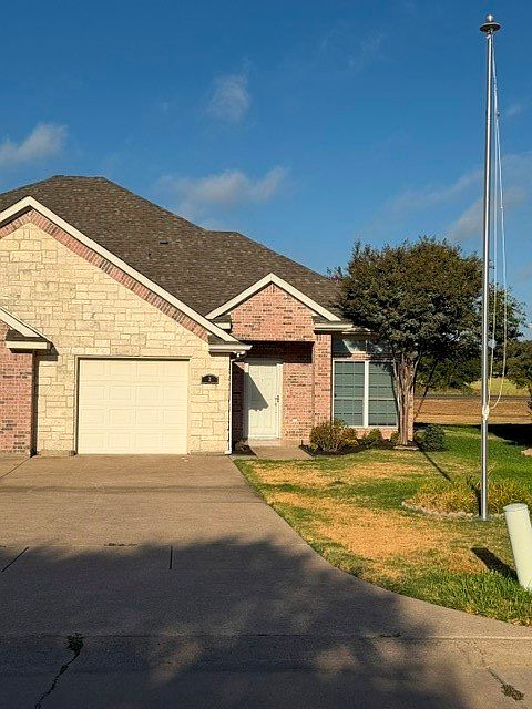 1st image of 501 N Old Betsy Rd #2
