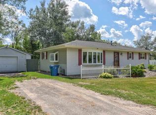 2066 McLane St, Pinconning, MI 48650