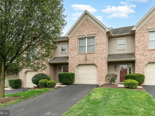 471 Stonehedge Ln, Mechanicsburg, PA 17055