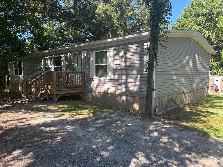 111-13 High Ridge Ct — Photo 1