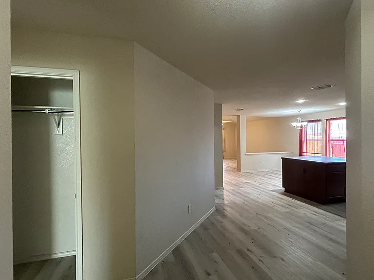 9213 Centennial Dr — Photo 3