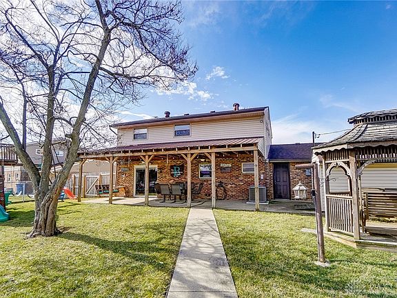 5th image of 7076 Safari Dr