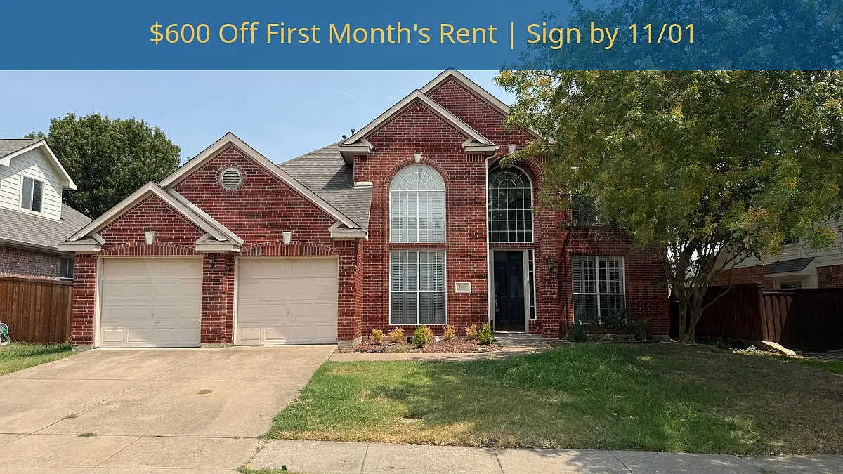 4 bed, 3.0 bath, 2882 sqft, $2,799 — Photo 1