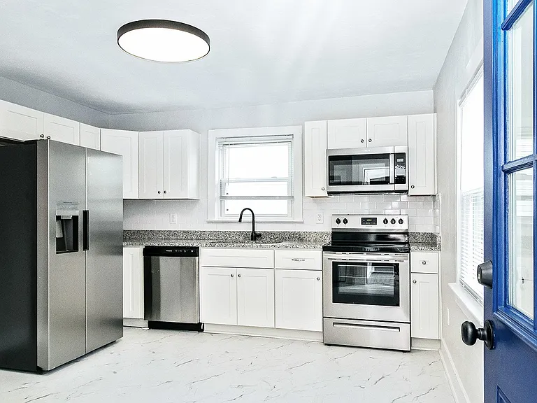 2610 Munson St #2 — Photo 3
