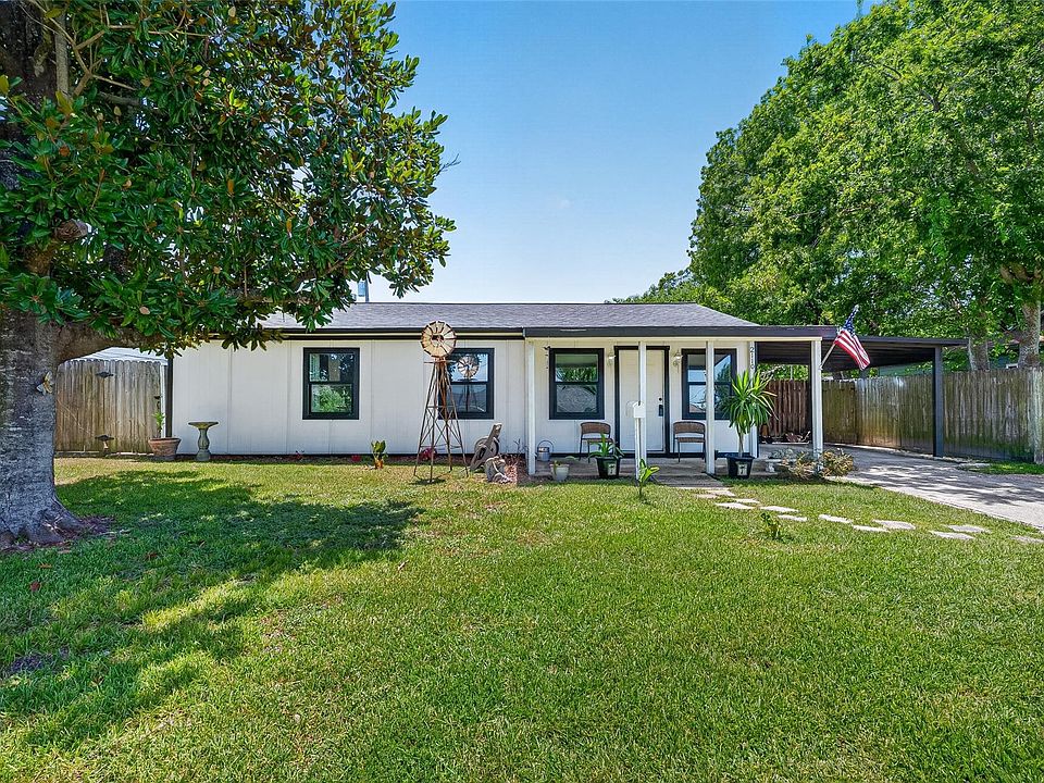 1st image of 2110 Hillshire Dr